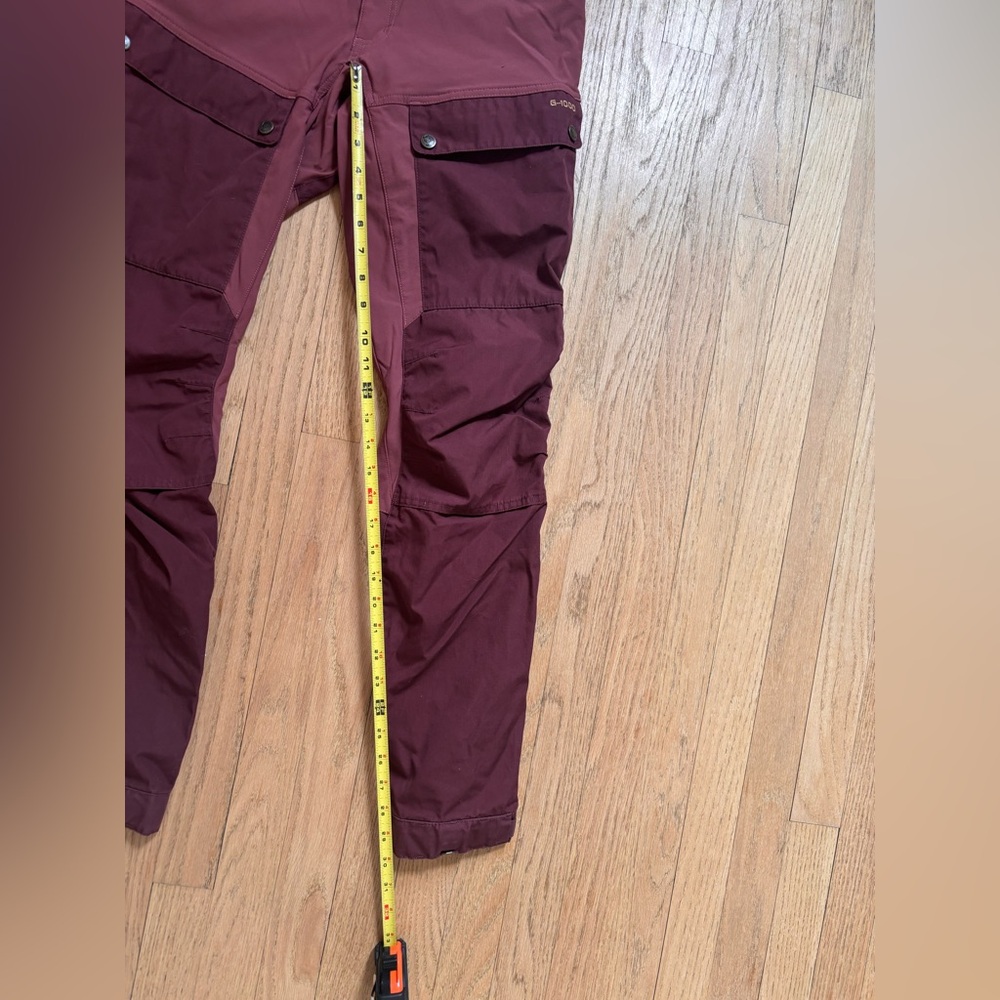 Fjallraven Men's Burgundy Cargo Pants with Zipper Pocket - Picture 2 of 9